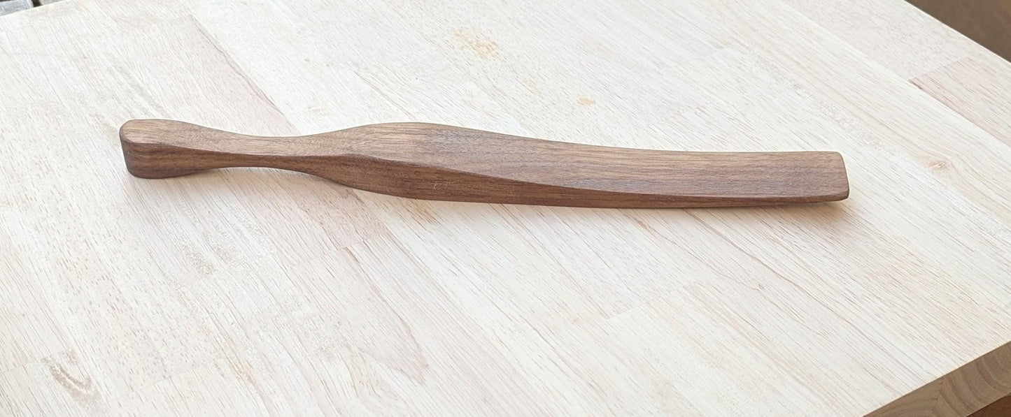 Sourdough Stirrer - The Spurtle Stick – Handcrafted Walnut Sourdough Stirrer for Artisan Dough Mixing