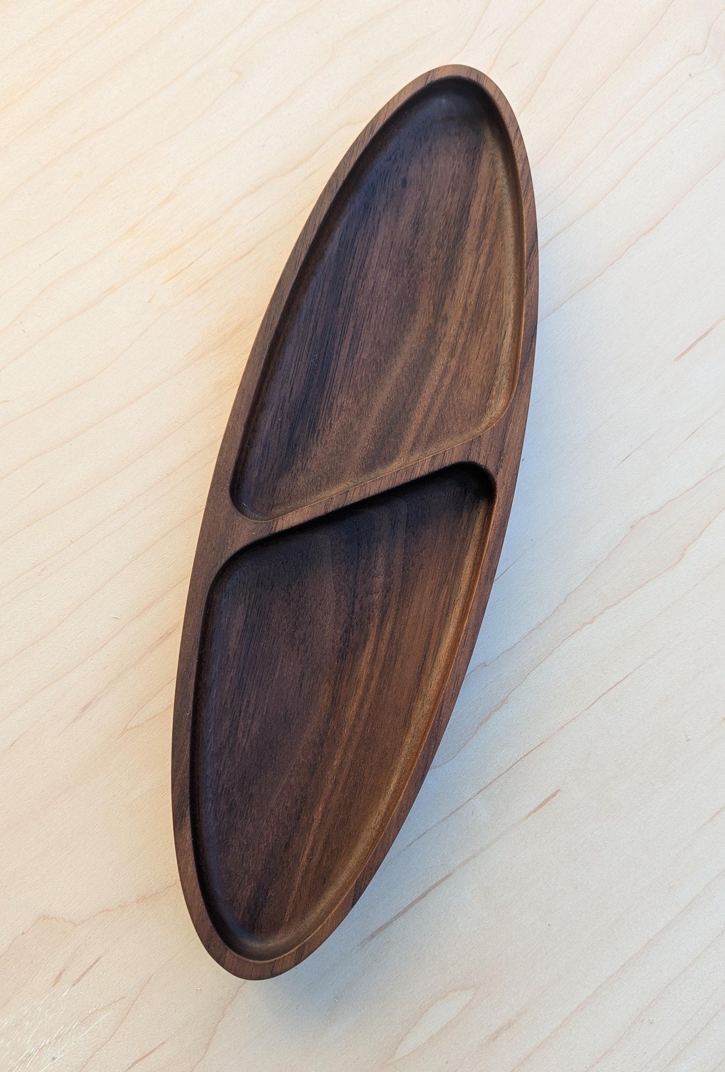 Walnut Olive Tray – Handcrafted Wooden Appetizer Dish for Olives, Nuts, Pickles & Tapas – Food-Safe Walnut Snack Tray