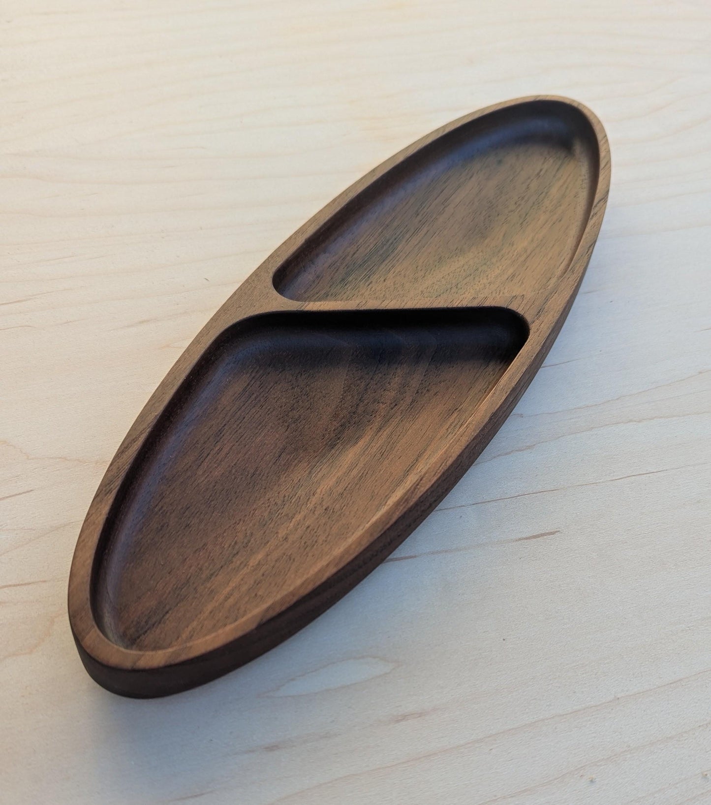 Walnut Olive Tray – Handcrafted Wooden Appetizer Dish for Olives, Nuts, Pickles & Tapas – Food-Safe Walnut Snack Tray