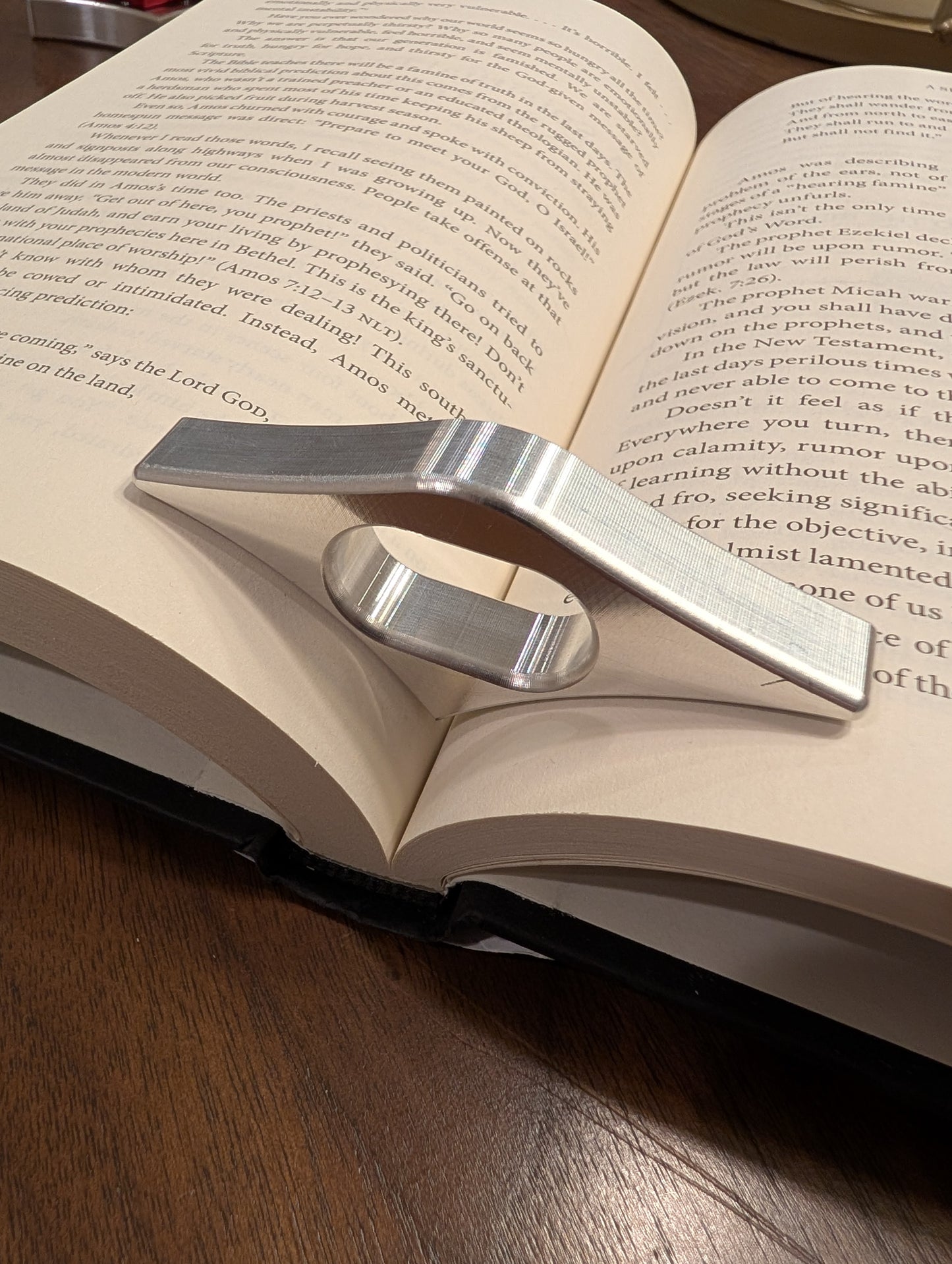 Aluminum Thumb Ring For Book Lovers CNC