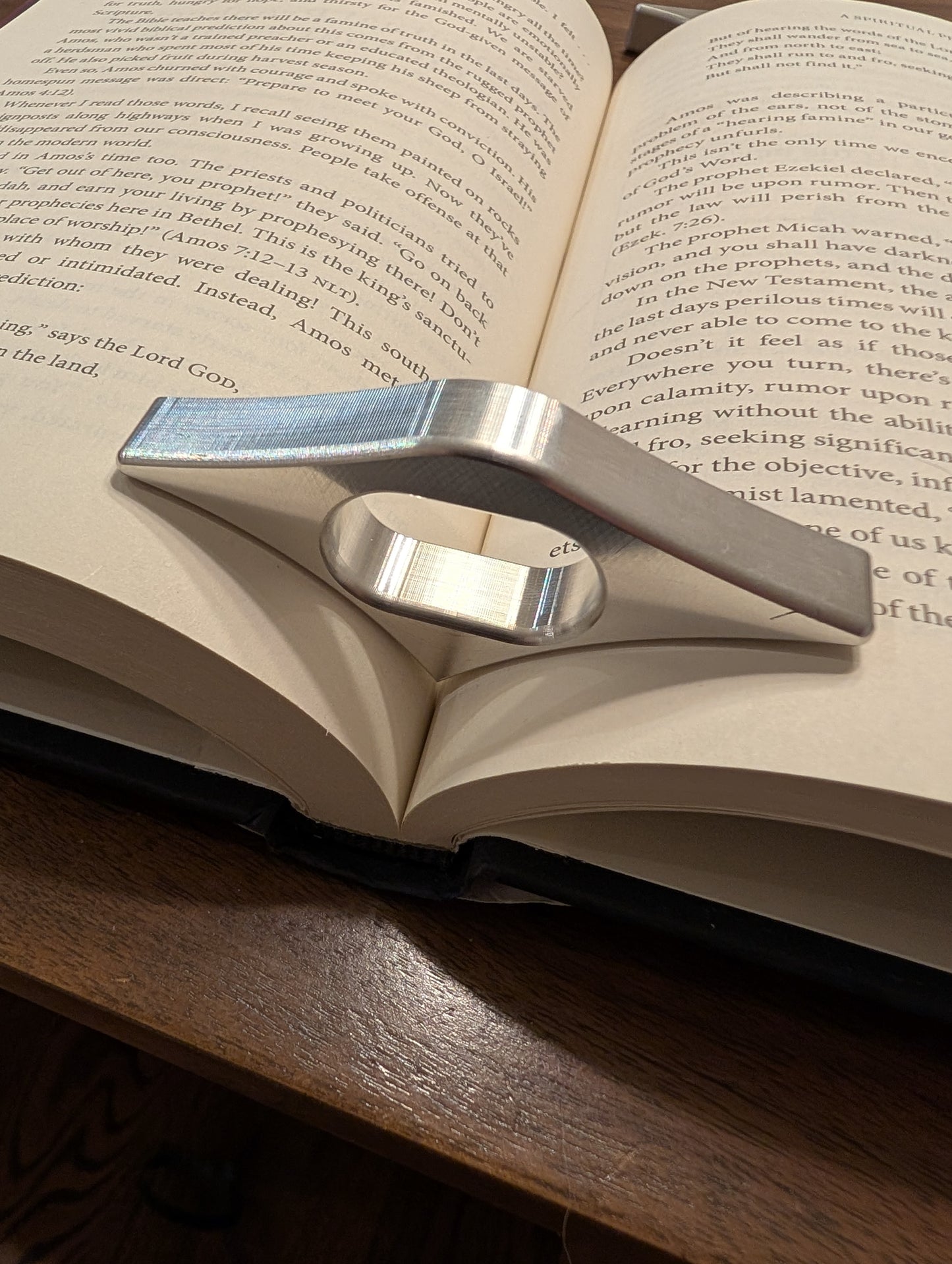 Aluminum Thumb Ring For Book Lovers CNC